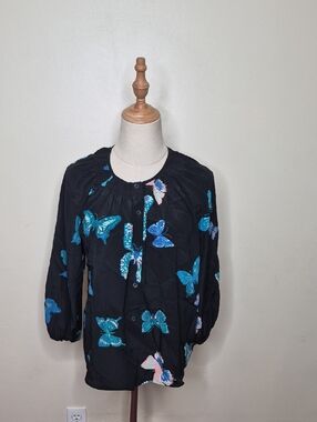Tucker The Classic Blouse, Fluttering Butterflies XXS